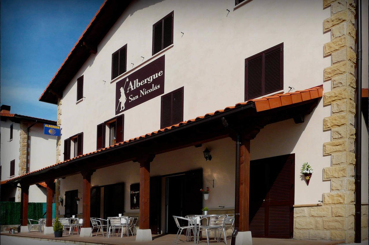Albergue San Nicolas Larrasoana Exteriör bild